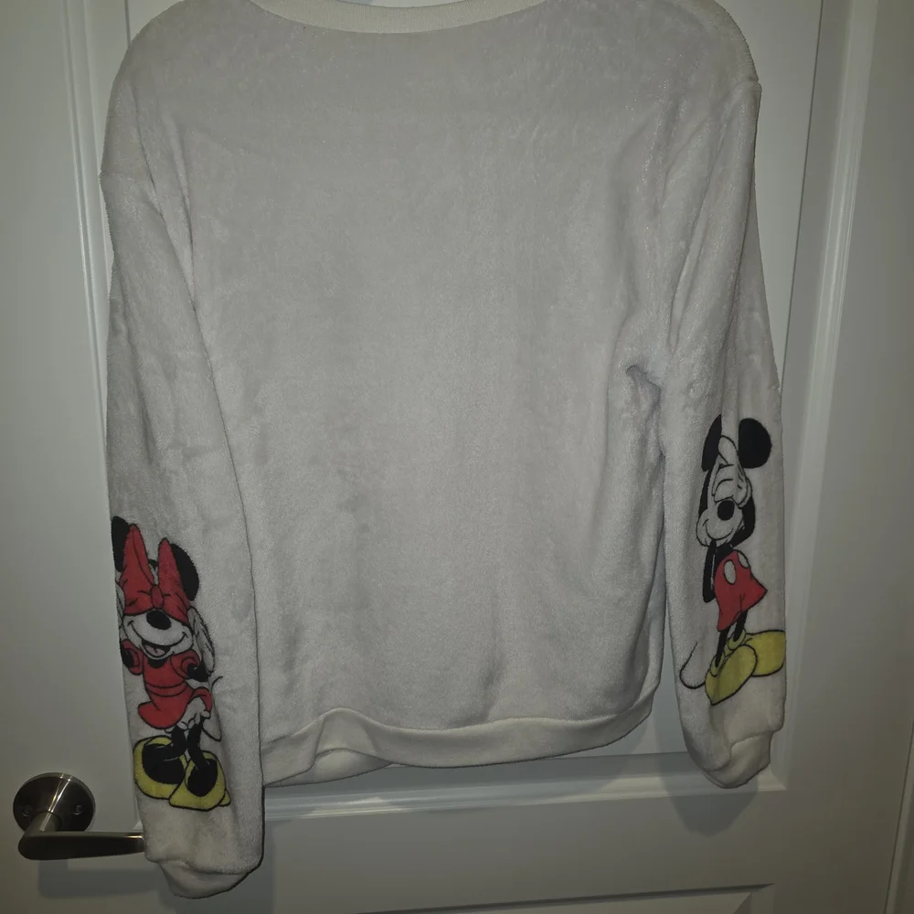 Mickey And Minnie White Graphic Sweater - Picture 4 of 4